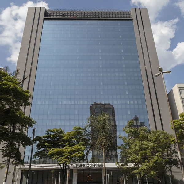 Pinheiros Corporate